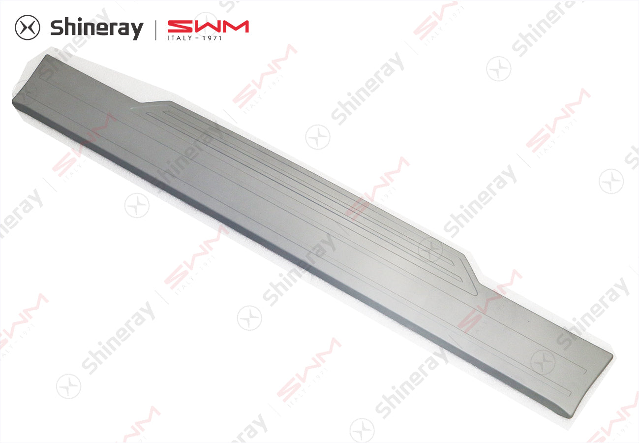 5102301-BB050-A000000>Rear door sill decoration