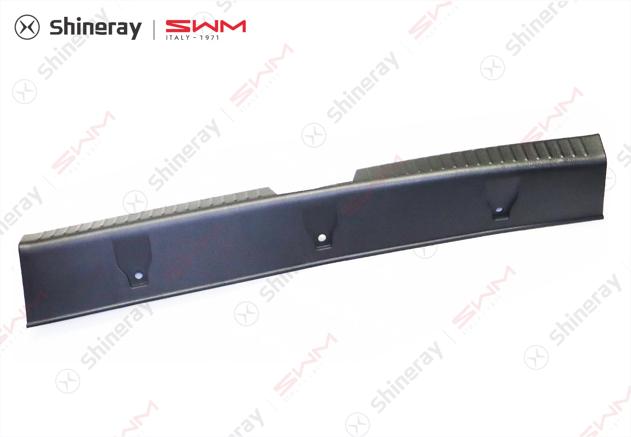 5136300-FA010-A000000>Tailgate sill assembly