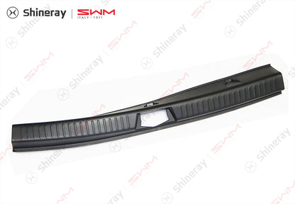 5136300-FA010-A000000>Tailgate sill assembly