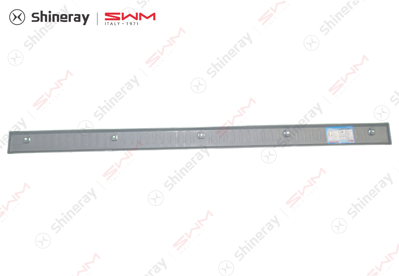 5160101-BB010-A000000>Rear floor mat pressure strip (light color)