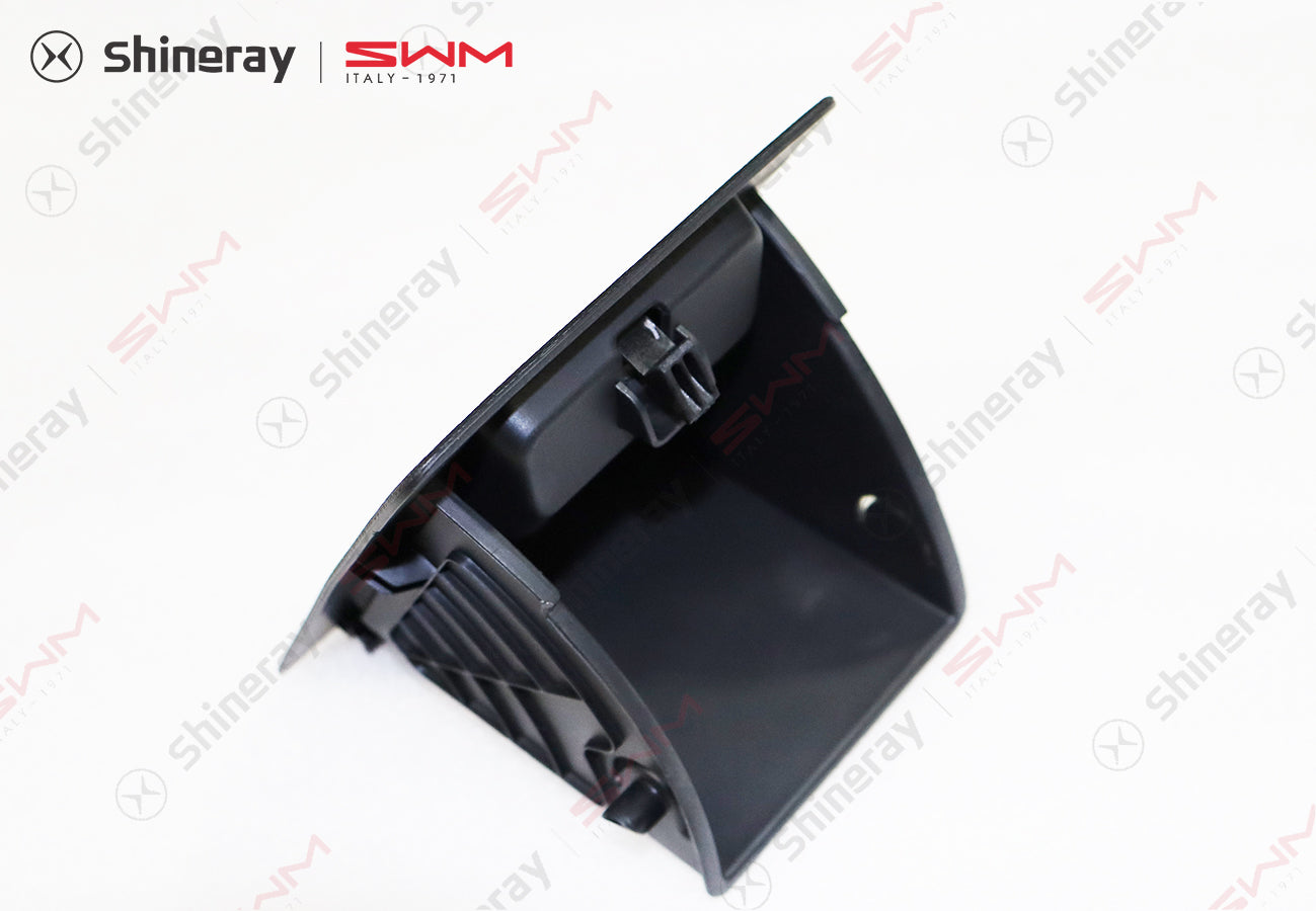 5306163-DA010-A000000>Instrument panel maintenance cover assembly