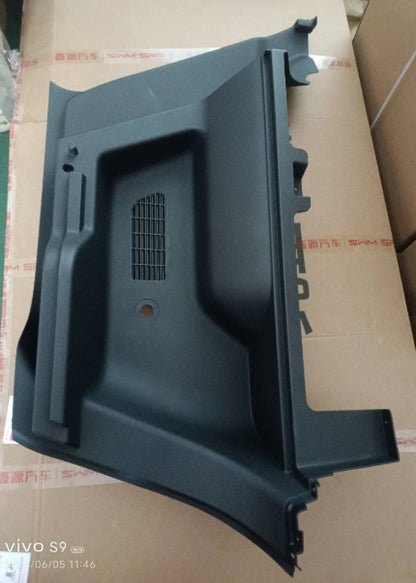 5412160-E0010-A000000>Side panel lower guard assembly (left)