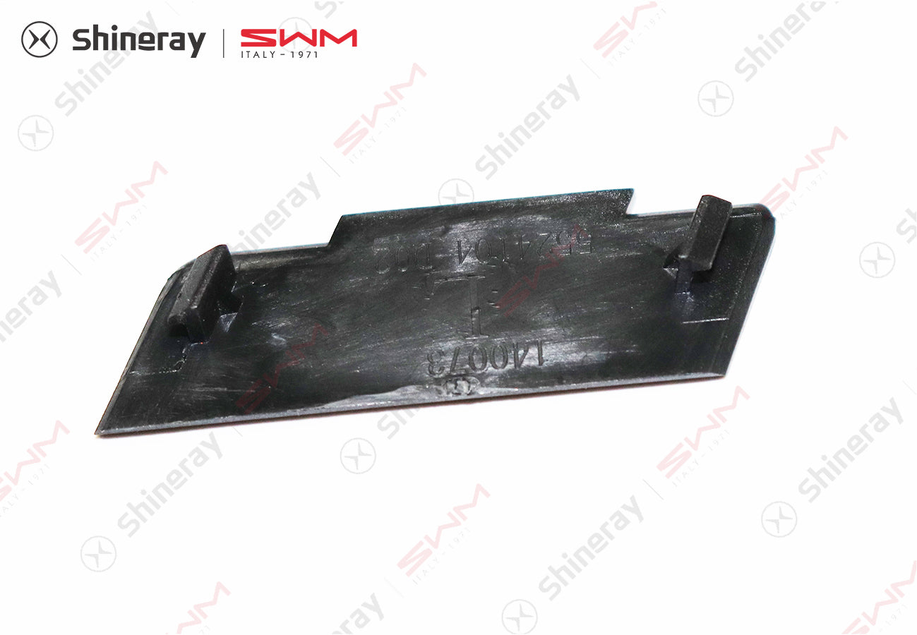 5524104-D0020-A000000>Left middle plug (1.5T