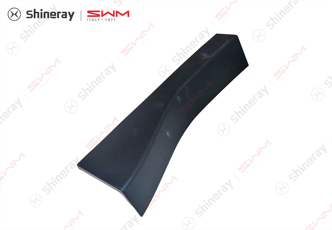 5532106-E0010-A000000>Cover (right)