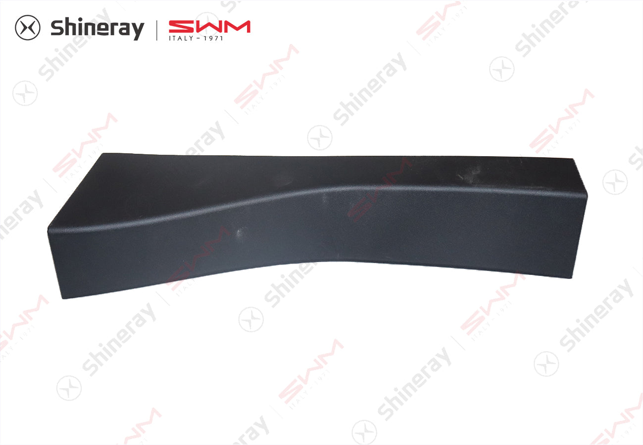 5532106-E0010-A000000>Cover (right)