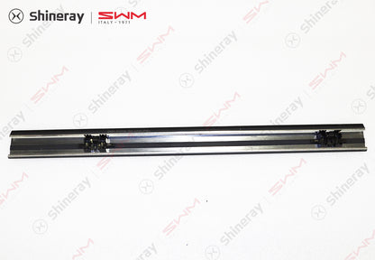 5704106-D0020-A000000>Right side top molding center and rear sectionwith luggage rack)