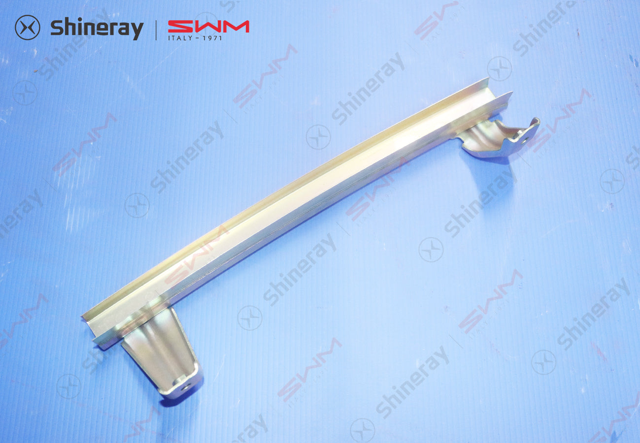 6101040-D0010-B100000>Right Front Door Glass Rear Guide