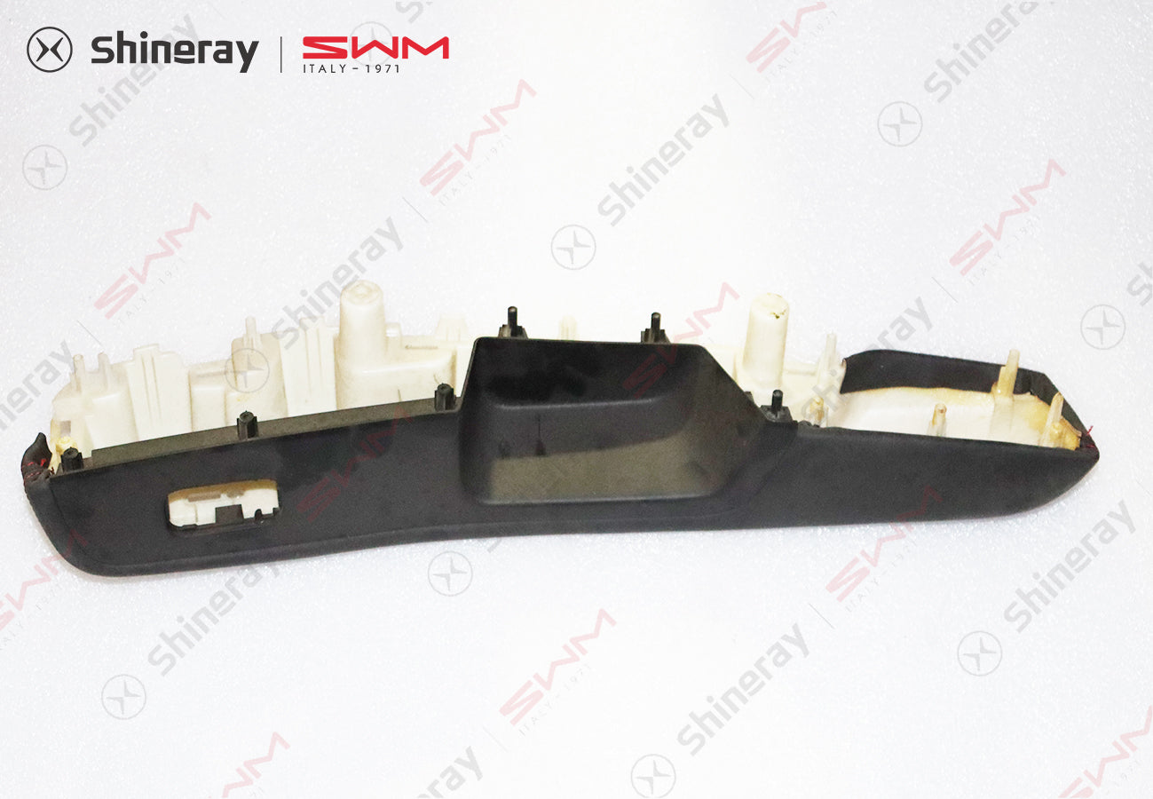 6102250-DA010-A000000>Right front door armrest assembly