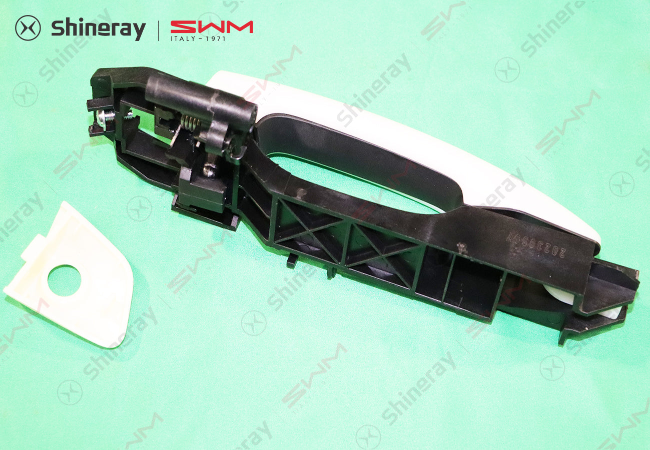 6105700-F0020-A000000>Left front door handle assembly (painted - bright strip - keyless entry)