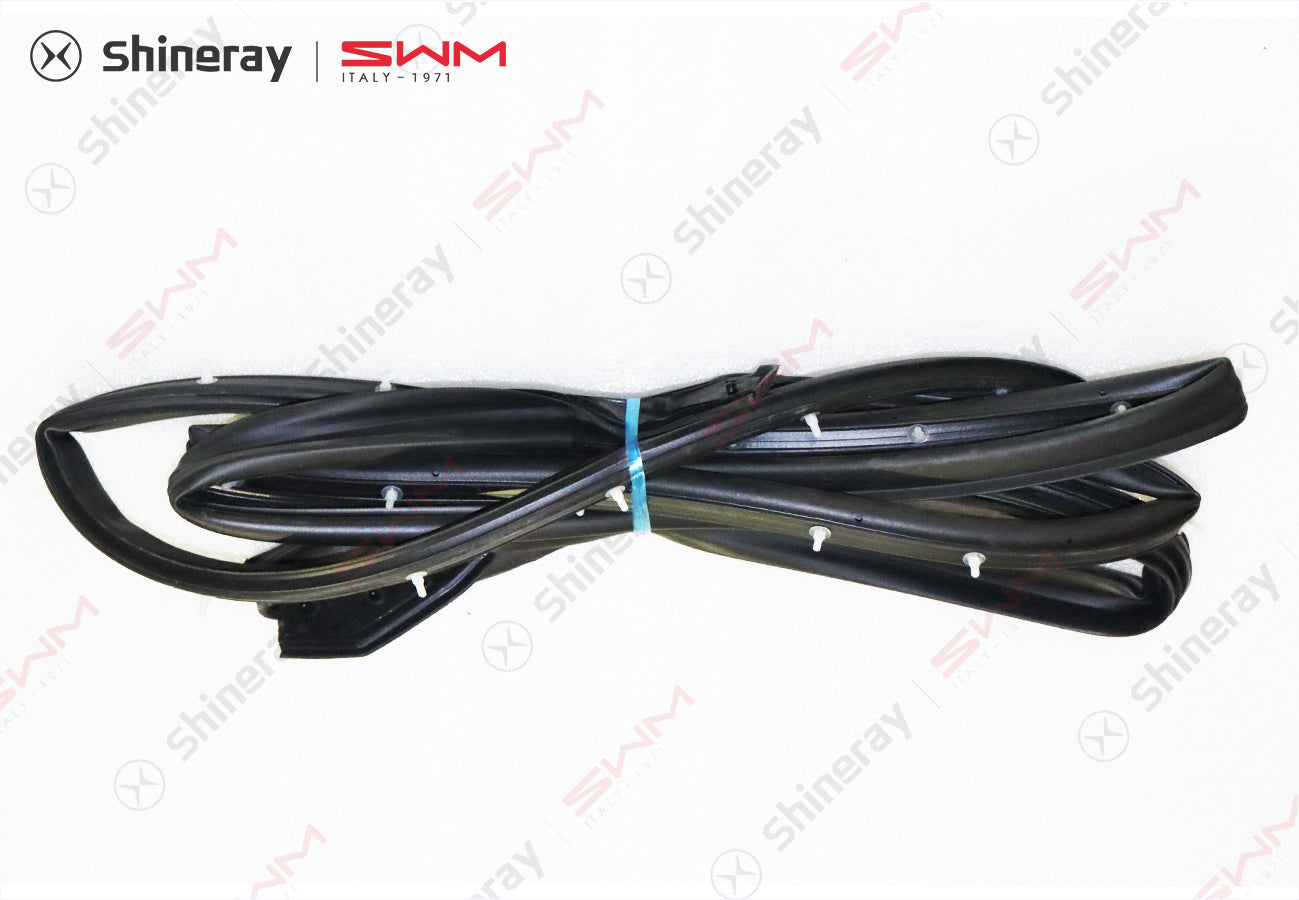 6107004-D0010-A100000>Right front door seal strip