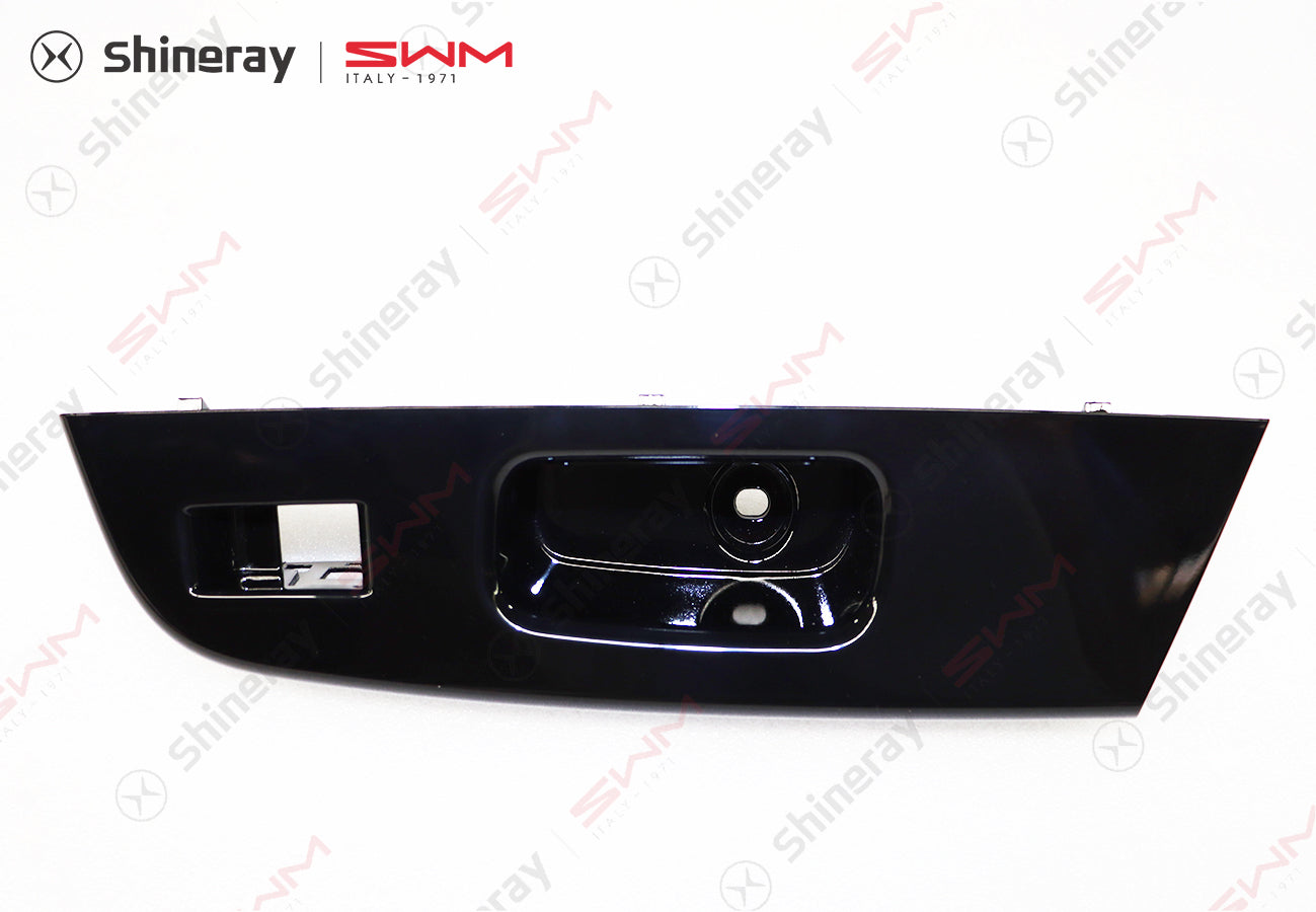 6202207-FA010-A000000>Right Rear Switch Panel