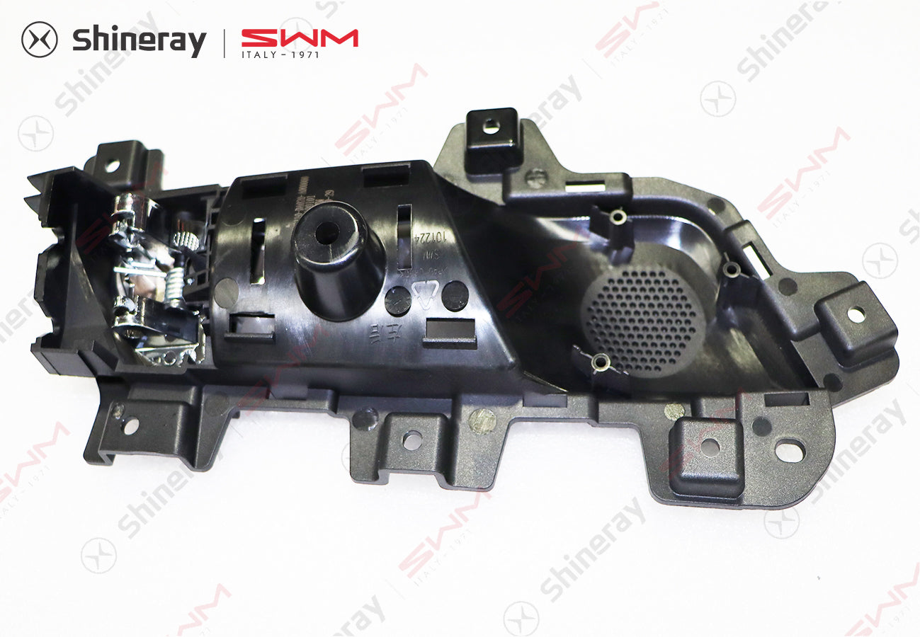 6205310-DA020-A000000>Left rear door interior handle assembly (chrome plated)
