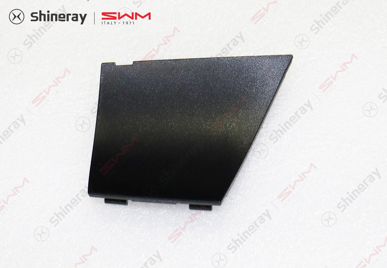 6205311-DA010-A000000>Left rear door inner handle screw cover plate
