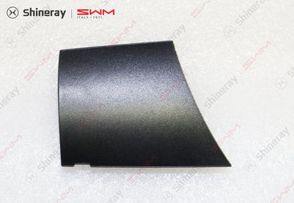 6205411-DA010-A000000>Right rear door inner handle screw cover plate