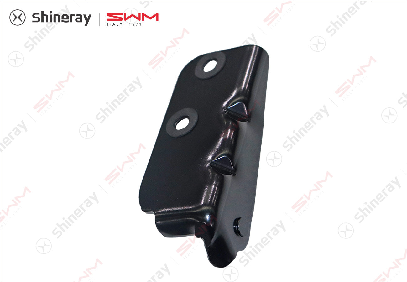 6309107-E0020-A000000>Support bracket on the right side pole of the electric tailgate