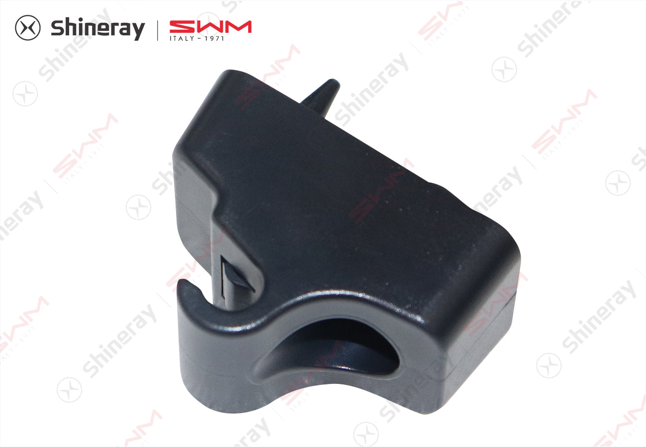 8204111-E0030-A000000>Sun visor central bracket