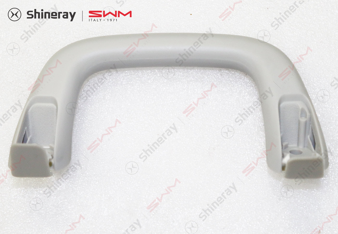 8215128-BB050-A000000>B Stanchion Handrail (Right