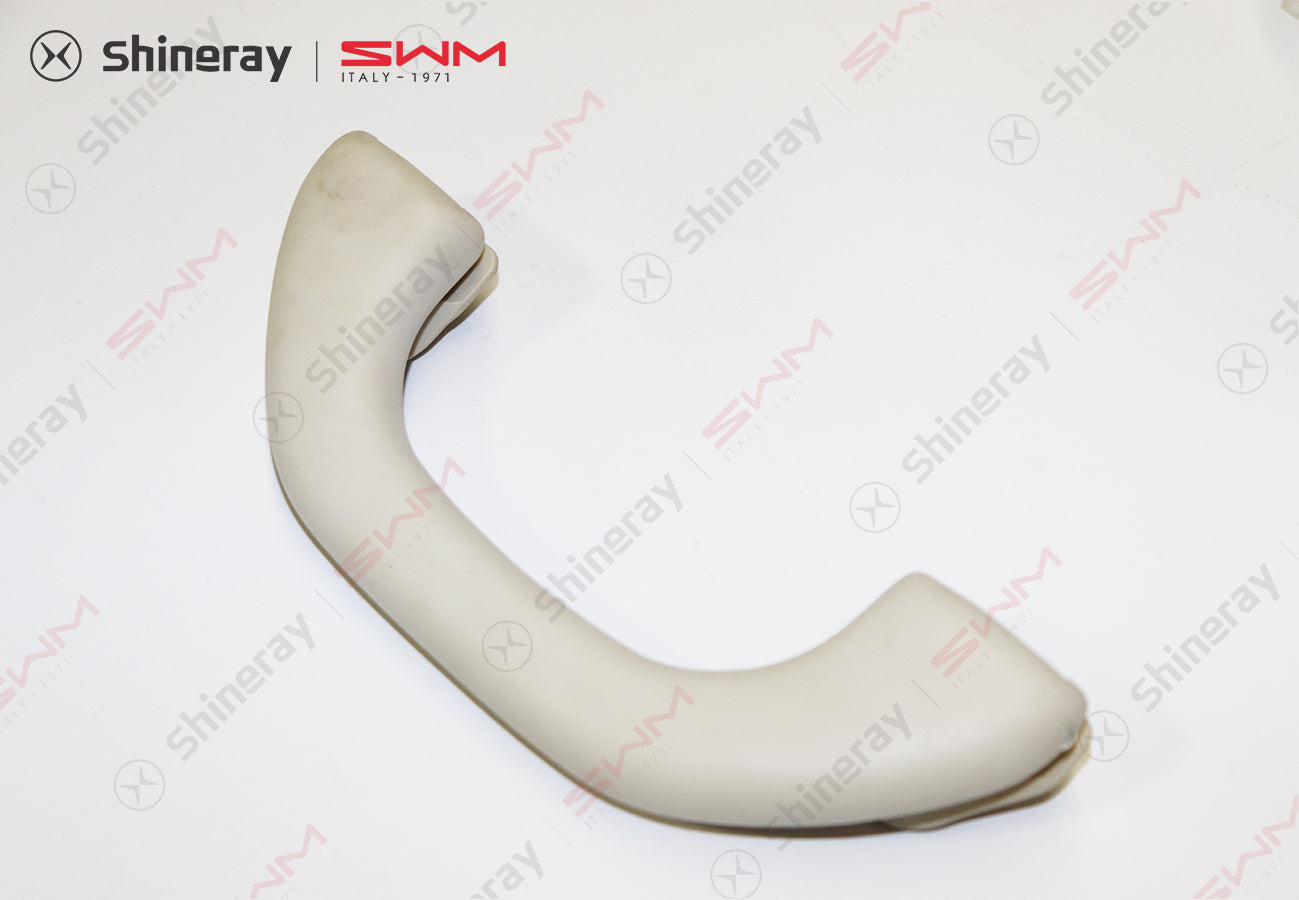8215300-D0010-B100000>Middle row safety handle assembly
