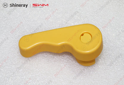 8402503-E0010-A000000>Second level unlocking handle