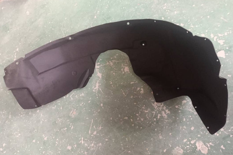 8511200-E0010-A000000>Right front wheel mudguard assembly
