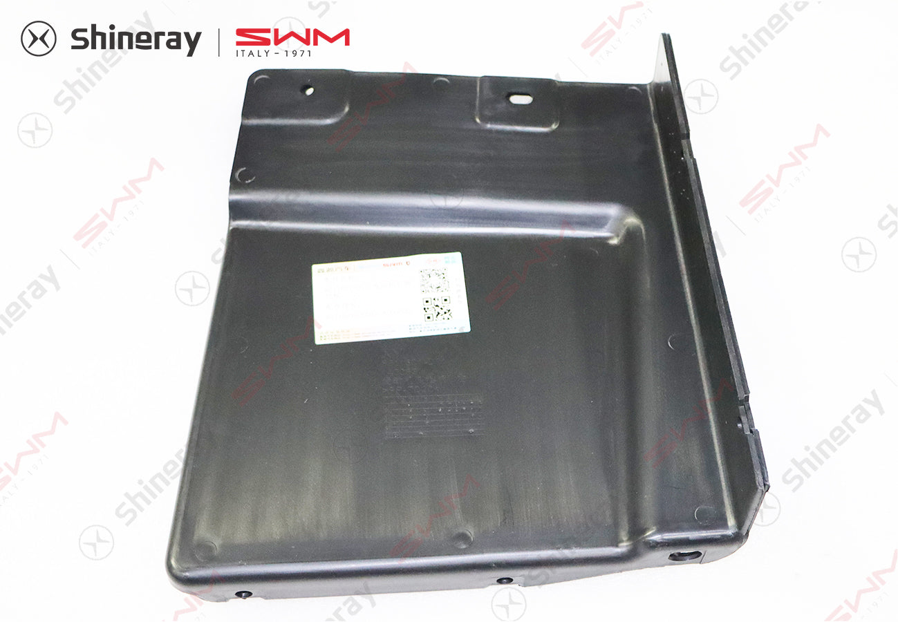 8511601-D0010-A000000>Right engine side panel