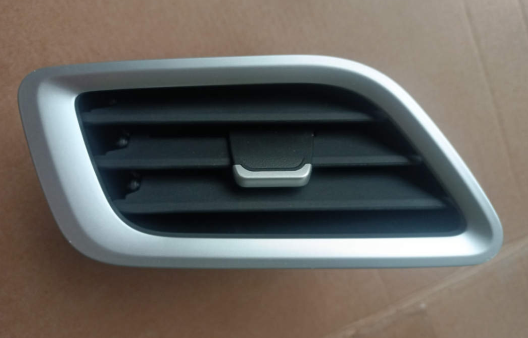 5306550-D0010-A000000>Left air outlet assembly (low-end spray paint)