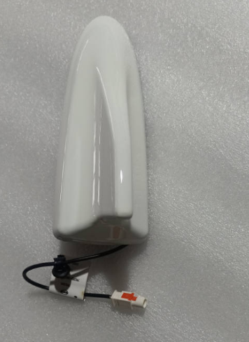 7903200-DA010-A000000>Antenna assembly