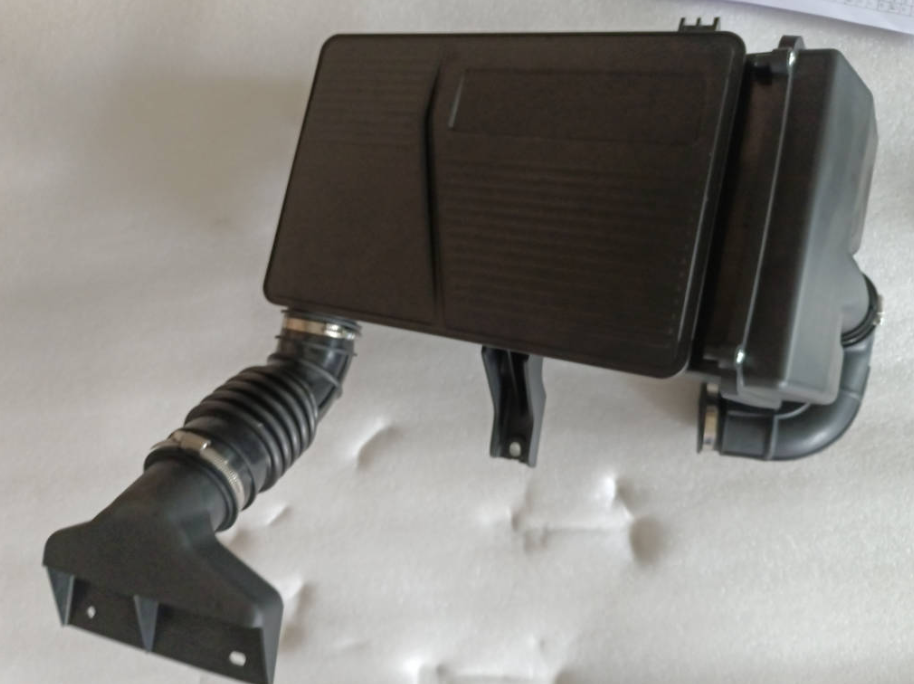 1132100-FA010-A000000>Air filter and intake pipe assembly