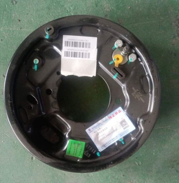 3502200-FA010-A000000>Right rear brake assembly