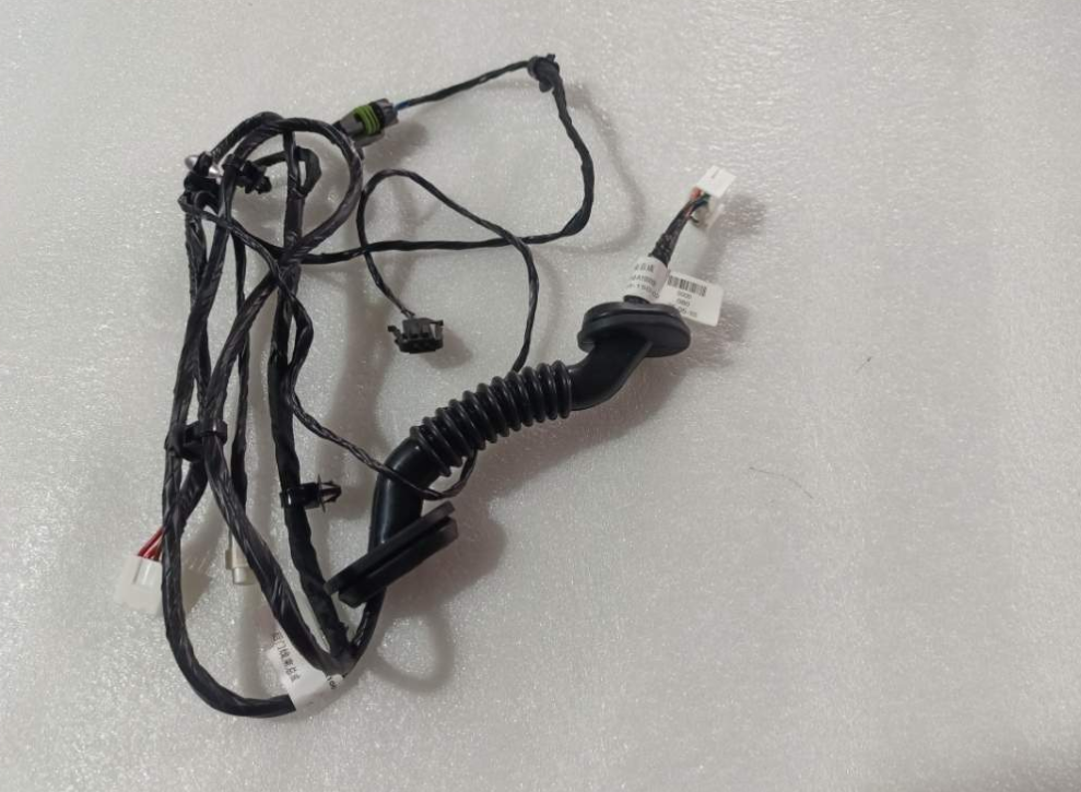 4002700-FA010-A10000>Rear door harness assembly