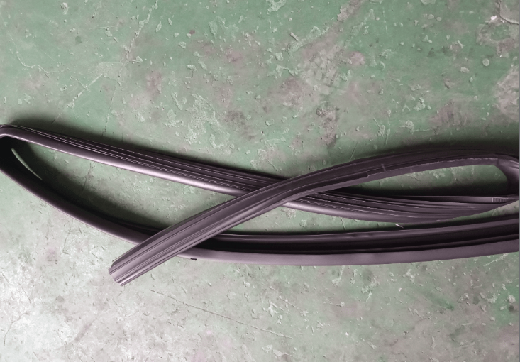 6103011-C0010-A100000>Sealing strip for left front door guide groove