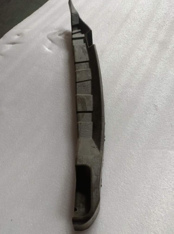 5402314-C0010-B2000000>Right fender seal